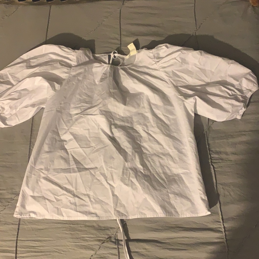 New white top